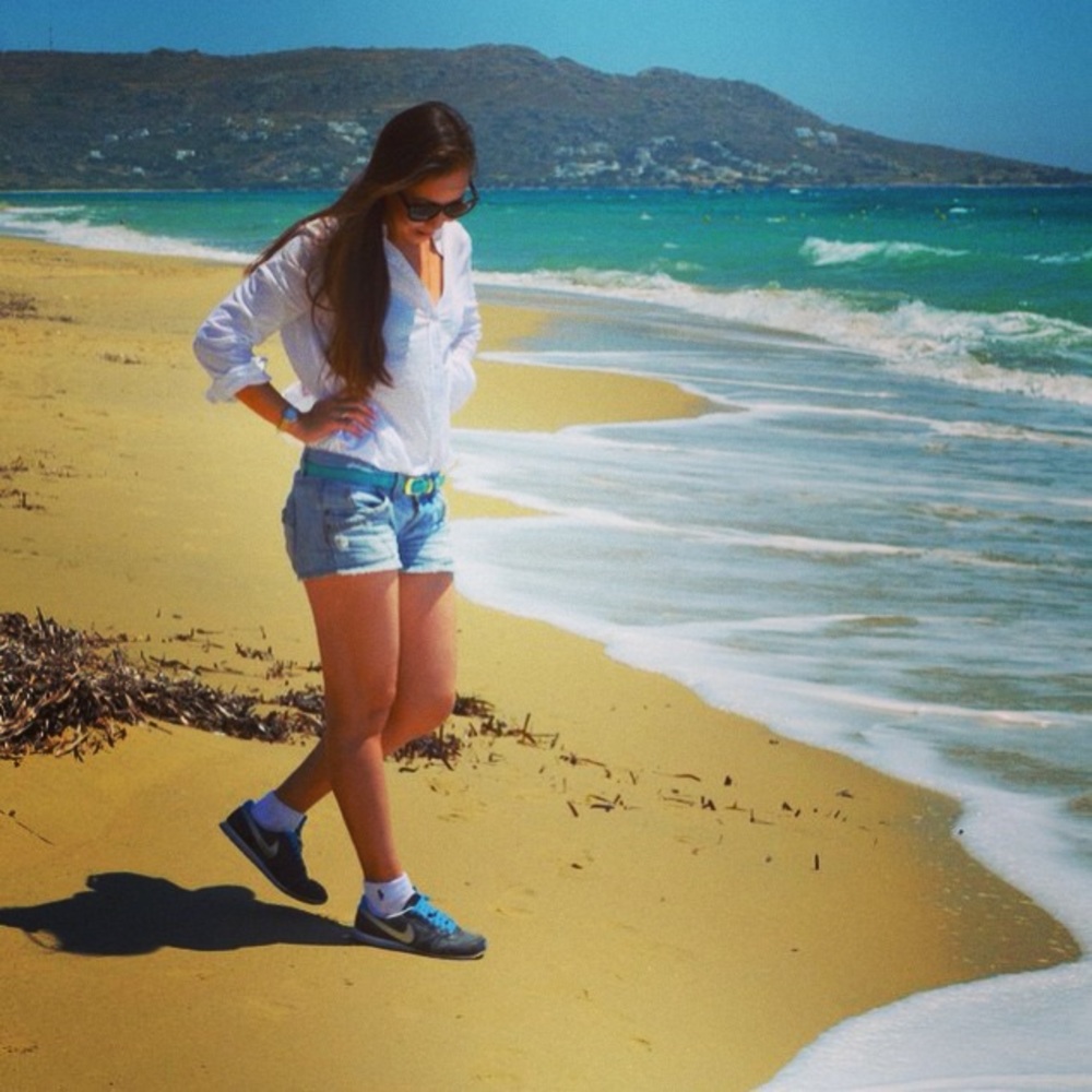 Meet your Posher, Nadia